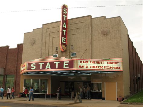 movie theater in etown ky